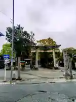 豊川進雄神社の{uncategorized: "未分類", other: "その他", undefined: "問題あり", building: "その他建物", grave: "お墓", sacred_gate: "鳥居", guardian: "狛犬", statue: "像", buddha: "仏像", history: "歴史", nature: "自然", garden: "庭園", animal: "動物", pagoda: "塔", temizu: "手水舎", mountain_gate: "山門・神門", sanctuary: "本殿・本堂", subordinate: "末社・摂社", art: "芸術", scenery: "景色", jizo: "地蔵", ema: "絵馬", goshuin: "御朱印", omikuji: "おみくじ", items: "授与品その他", amulet: "お守り", goshuincho: "御朱印帳", eats: "食事", festival: "お祭り", votive_dance: "神楽", shichigosan: "七五三参", wedding: "結婚式", experience: "体験その他", initially: "初詣", around: "周辺", anti_infection: "感染症対策"}