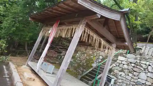 末刀岩上神社のその他建物