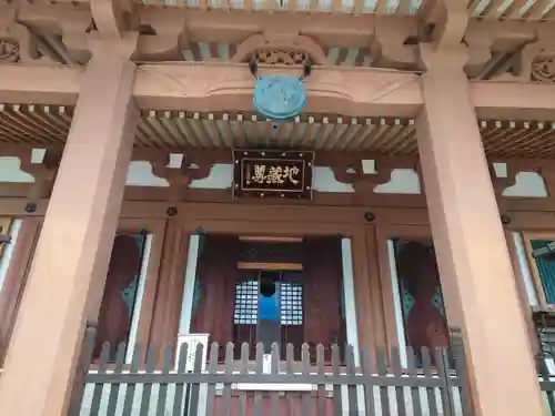 壬生寺の本殿・本堂