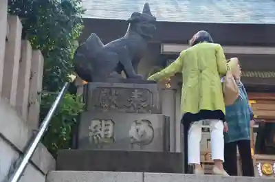 芝大神宮の狛犬