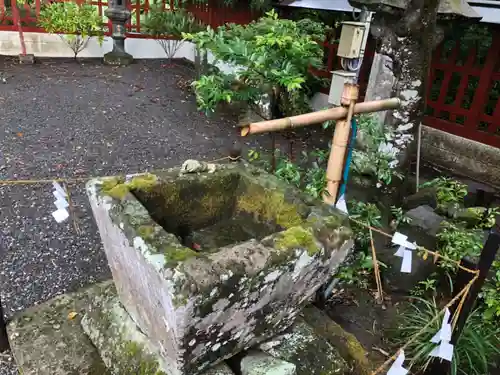 妻垣神社の手水舎