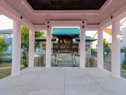 白山社の本殿・本堂