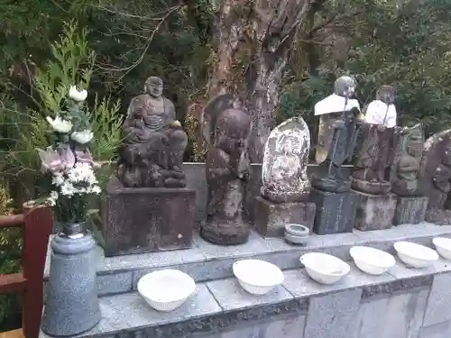 祖聖大寺の地蔵