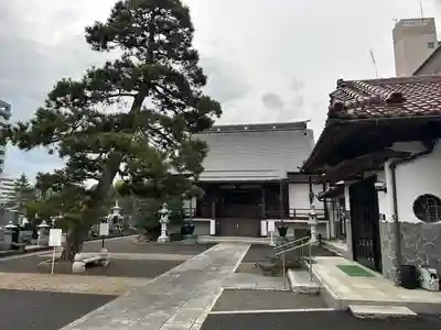 妙音院の本殿・本堂