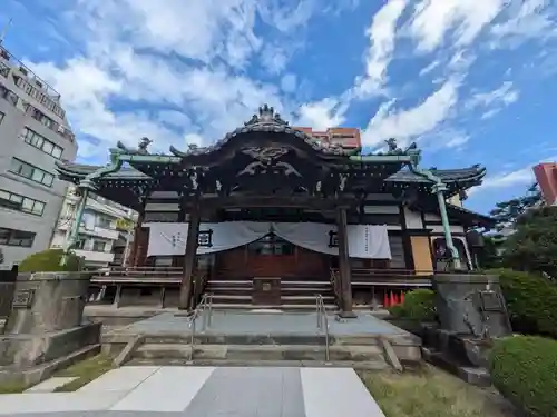長遠寺の本殿・本堂