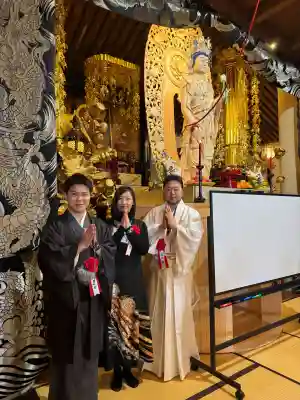 伊勢の国 四天王寺の{uncategorized: "未分類", other: "その他", undefined: "問題あり", building: "その他建物", grave: "お墓", sacred_gate: "鳥居", guardian: "狛犬", statue: "像", buddha: "仏像", history: "歴史", nature: "自然", garden: "庭園", animal: "動物", pagoda: "塔", temizu: "手水舎", mountain_gate: "山門・神門", sanctuary: "本殿・本堂", subordinate: "末社・摂社", art: "芸術", scenery: "景色", jizo: "地蔵", ema: "絵馬", goshuin: "御朱印", omikuji: "おみくじ", items: "授与品その他", amulet: "お守り", goshuincho: "御朱印帳", eats: "食事", festival: "お祭り", votive_dance: "神楽", shichigosan: "七五三参", wedding: "結婚式", experience: "体験その他", initially: "初詣", around: "周辺", anti_infection: "感染症対策"}