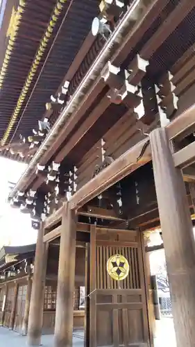 真清田神社の山門