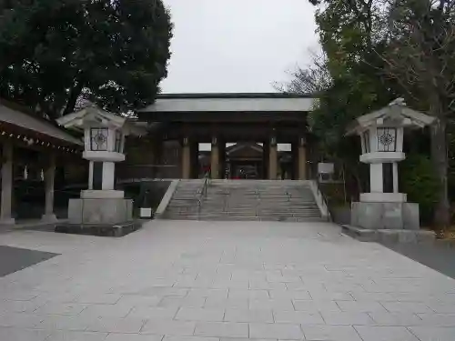 東郷神社の山門・神門