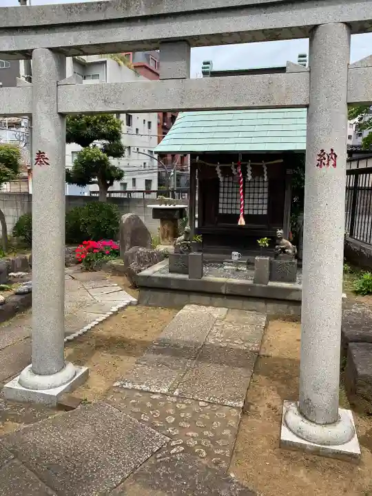 榎稲荷神社の鳥居