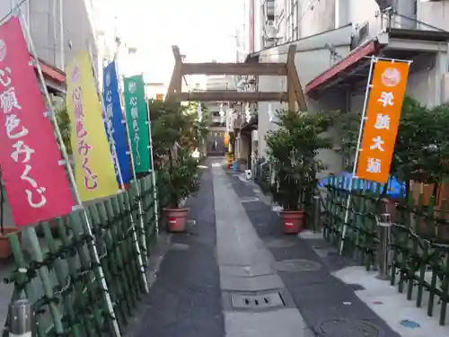 烏森神社の鳥居