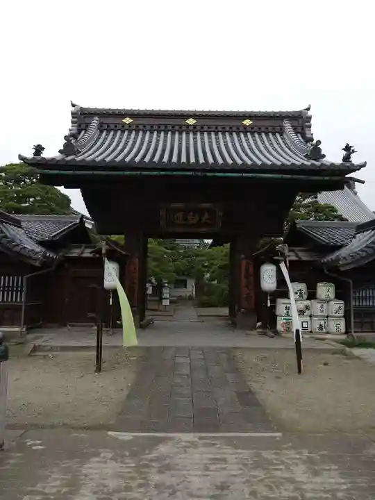 善光寺大勧進の山門・神門