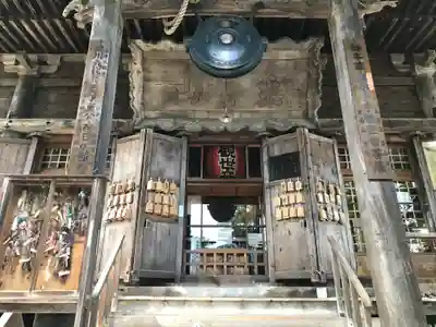 恵隆寺(立木千手観音)の本殿・本堂