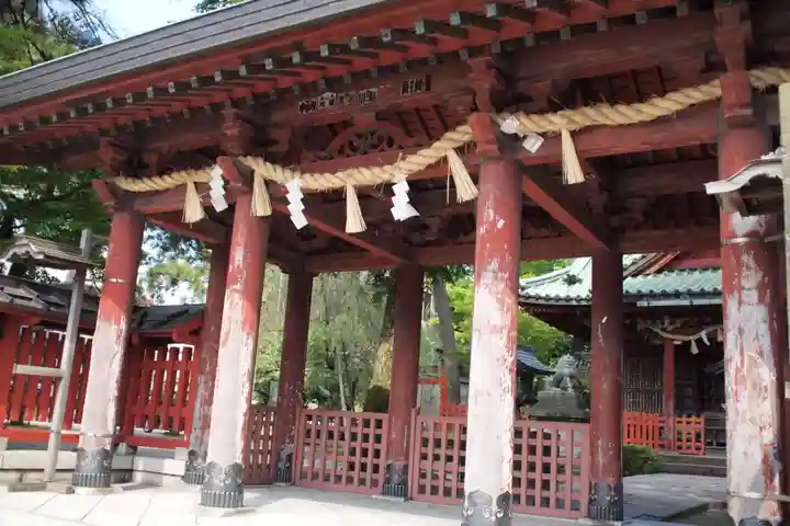 尾崎神社の山門・神門