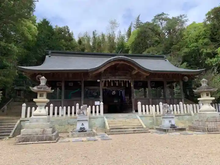 上之庄神社の本殿・本堂