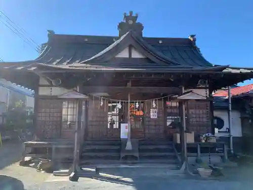 龍石寺の本殿