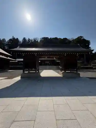 佐太神社の{uncategorized: "未分類", other: "その他", undefined: "問題あり", building: "その他建物", grave: "お墓", sacred_gate: "鳥居", guardian: "狛犬", statue: "像", buddha: "仏像", history: "歴史", nature: "自然", garden: "庭園", animal: "動物", pagoda: "塔", temizu: "手水舎", mountain_gate: "山門・神門", sanctuary: "本殿・本堂", subordinate: "末社・摂社", art: "芸術", scenery: "景色", jizo: "地蔵", ema: "絵馬", goshuin: "御朱印", omikuji: "おみくじ", items: "授与品その他", amulet: "お守り", goshuincho: "御朱印帳", eats: "食事", festival: "お祭り", votive_dance: "神楽", shichigosan: "七五三参", wedding: "結婚式", experience: "体験その他", initially: "初詣", around: "周辺", anti_infection: "感染症対策"}