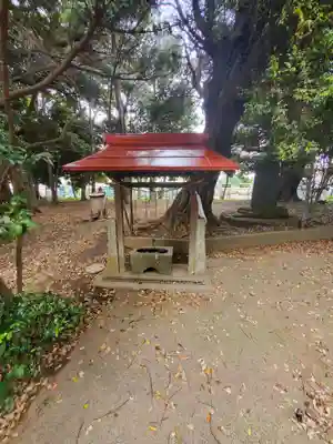 神明神社 (飯山満町)の手水舎