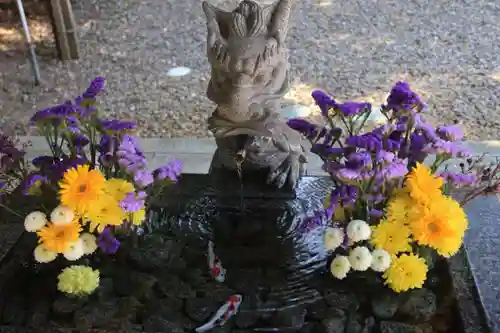 滑川神社 - 仕事と子どもの守り神の手水舎