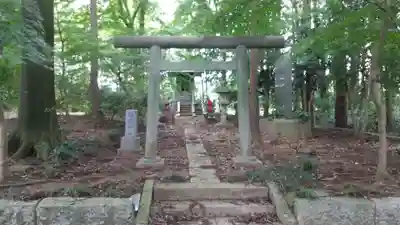 吉蔵稲荷神社の鳥居