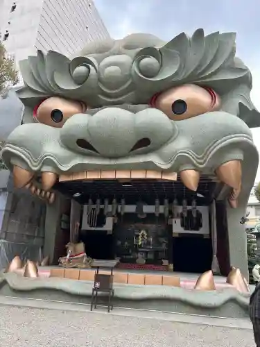 難波八阪神社の{uncategorized: "未分類", other: "その他", undefined: "問題あり", building: "その他建物", grave: "お墓", sacred_gate: "鳥居", guardian: "狛犬", statue: "像", buddha: "仏像", history: "歴史", nature: "自然", garden: "庭園", animal: "動物", pagoda: "塔", temizu: "手水舎", mountain_gate: "山門・神門", sanctuary: "本殿・本堂", subordinate: "末社・摂社", art: "芸術", scenery: "景色", jizo: "地蔵", ema: "絵馬", goshuin: "御朱印", omikuji: "おみくじ", items: "授与品その他", amulet: "お守り", goshuincho: "御朱印帳", eats: "食事", festival: "お祭り", votive_dance: "神楽", shichigosan: "七五三参", wedding: "結婚式", experience: "体験その他", initially: "初詣", around: "周辺", anti_infection: "感染症対策"}