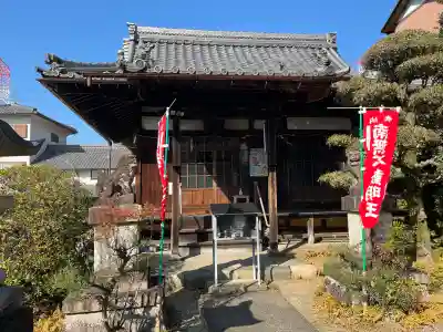 貴宝院の{uncategorized: "未分類", other: "その他", undefined: "問題あり", building: "その他建物", grave: "お墓", sacred_gate: "鳥居", guardian: "狛犬", statue: "像", buddha: "仏像", history: "歴史", nature: "自然", garden: "庭園", animal: "動物", pagoda: "塔", temizu: "手水舎", mountain_gate: "山門・神門", sanctuary: "本殿・本堂", subordinate: "末社・摂社", art: "芸術", scenery: "景色", jizo: "地蔵", ema: "絵馬", goshuin: "御朱印", omikuji: "おみくじ", items: "授与品その他", amulet: "お守り", goshuincho: "御朱印帳", eats: "食事", festival: "お祭り", votive_dance: "神楽", shichigosan: "七五三参", wedding: "結婚式", experience: "体験その他", initially: "初詣", around: "周辺", anti_infection: "感染症対策"}