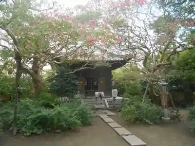 宝戒寺の末社・摂社