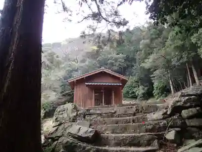 敷島神社の本殿・本堂