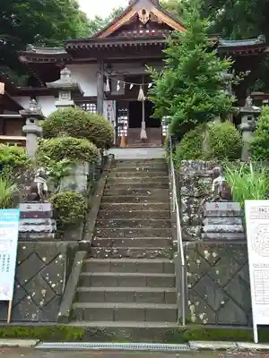 三峯神社の本殿・本堂