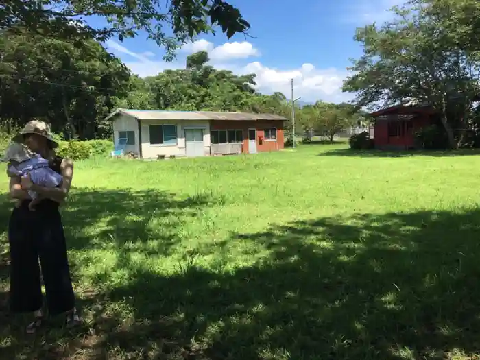 新川稲荷神社の建物その他