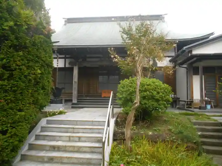 法善寺の本殿・本堂