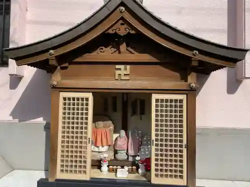 宝積寺の本殿・本堂