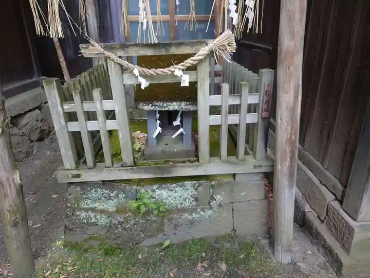 八剣神社の末社・摂社