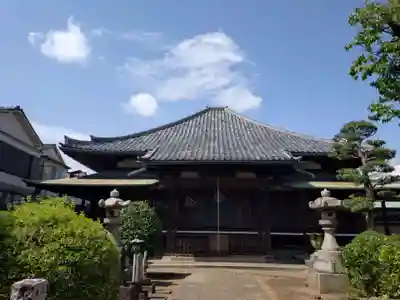 荘厳寺の本殿・本堂