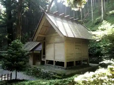 秋元神社の本殿・本堂