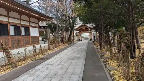 瑞龍寺の庭園