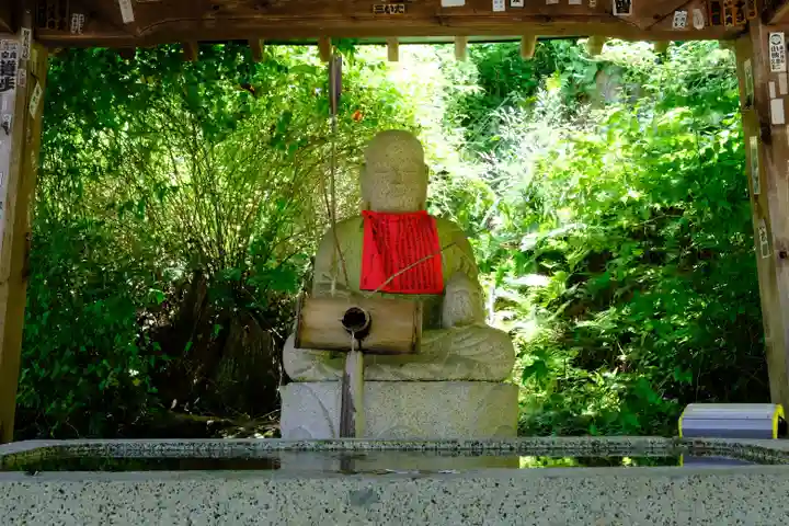 南法華寺(壷阪寺)の手水舎