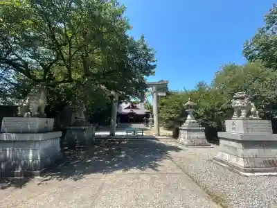 八心大市比古神社の{uncategorized: "未分類", other: "その他", undefined: "問題あり", building: "その他建物", grave: "お墓", sacred_gate: "鳥居", guardian: "狛犬", statue: "像", buddha: "仏像", history: "歴史", nature: "自然", garden: "庭園", animal: "動物", pagoda: "塔", temizu: "手水舎", mountain_gate: "山門・神門", sanctuary: "本殿・本堂", subordinate: "末社・摂社", art: "芸術", scenery: "景色", jizo: "地蔵", ema: "絵馬", goshuin: "御朱印", omikuji: "おみくじ", items: "授与品その他", amulet: "お守り", goshuincho: "御朱印帳", eats: "食事", festival: "お祭り", votive_dance: "神楽", shichigosan: "七五三参", wedding: "結婚式", experience: "体験その他", initially: "初詣", around: "周辺", anti_infection: "感染症対策"}