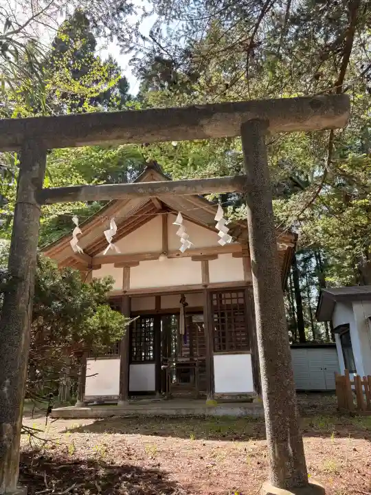 菅原神社の{uncategorized: "未分類", other: "その他", undefined: "問題あり", building: "その他建物", grave: "お墓", sacred_gate: "鳥居", guardian: "狛犬", statue: "像", buddha: "仏像", history: "歴史", nature: "自然", garden: "庭園", animal: "動物", pagoda: "塔", temizu: "手水舎", mountain_gate: "山門・神門", sanctuary: "本殿・本堂", subordinate: "末社・摂社", art: "芸術", scenery: "景色", jizo: "地蔵", ema: "絵馬", goshuin: "御朱印", omikuji: "おみくじ", items: "授与品その他", amulet: "お守り", goshuincho: "御朱印帳", eats: "食事", festival: "お祭り", votive_dance: "神楽", shichigosan: "七五三参", wedding: "結婚式", experience: "体験その他", initially: "初詣", around: "周辺", anti_infection: "感染症対策"}