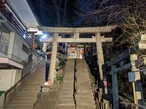 王子稲荷神社の鳥居