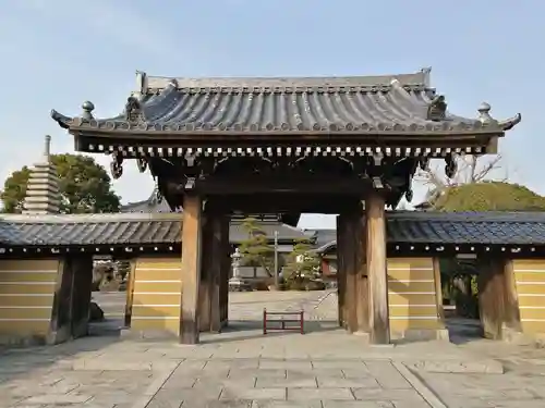 桂林寺の山門