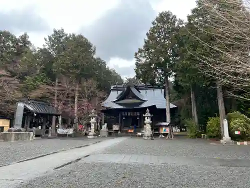 冨士御室浅間神社の本殿・本堂