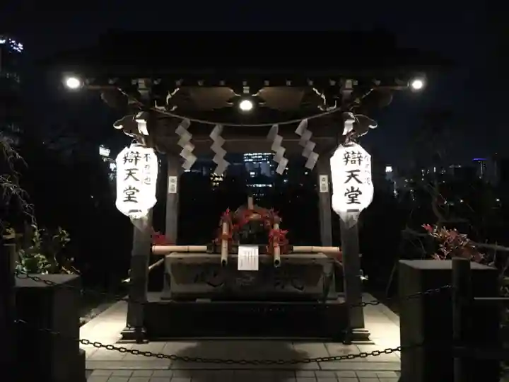 寛永寺不忍池弁天堂(東京都)