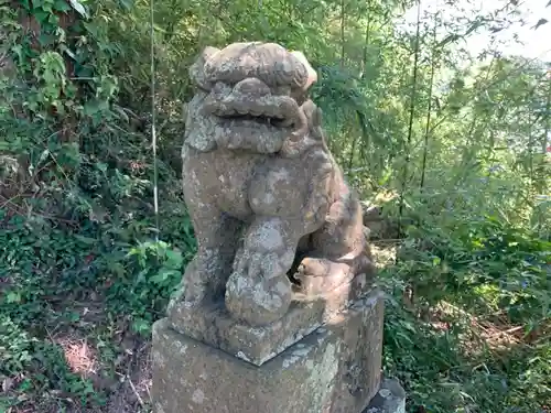 男金神社の狛犬
