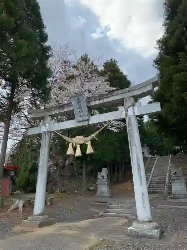 亀賀森神社の鳥居