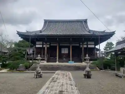 弘誓寺の本殿・本堂