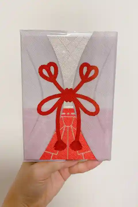 初穂料:2000円(書入れ御朱印付き)
サイズ:16cm×11cm