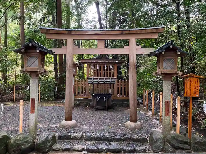 大神神社の末社・摂社