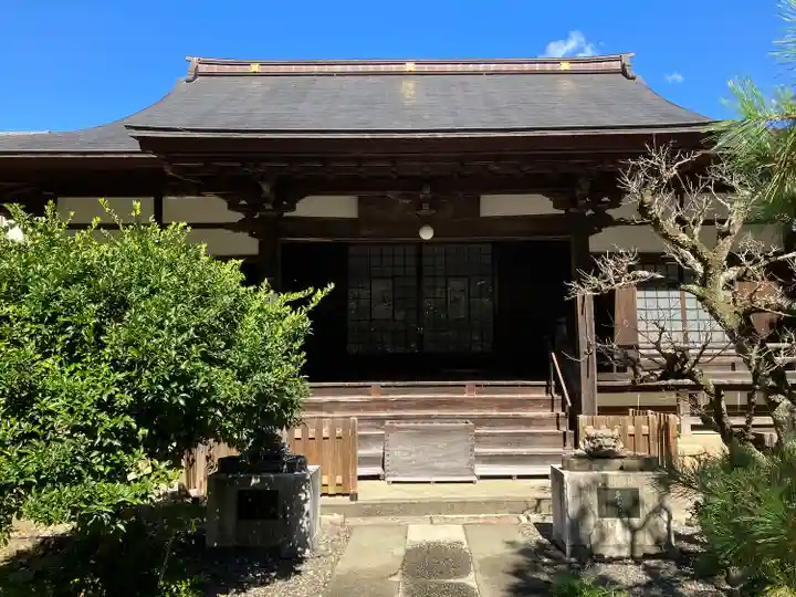 妙照寺の本殿・本堂