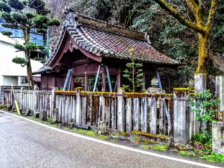 稲荷神社の本殿・本堂