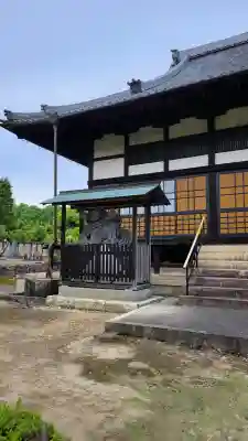 続芳院の{uncategorized: "未分類", other: "その他", undefined: "問題あり", building: "その他建物", grave: "お墓", sacred_gate: "鳥居", guardian: "狛犬", statue: "像", buddha: "仏像", history: "歴史", nature: "自然", garden: "庭園", animal: "動物", pagoda: "塔", temizu: "手水舎", mountain_gate: "山門・神門", sanctuary: "本殿・本堂", subordinate: "末社・摂社", art: "芸術", scenery: "景色", jizo: "地蔵", ema: "絵馬", goshuin: "御朱印", omikuji: "おみくじ", items: "授与品その他", amulet: "お守り", goshuincho: "御朱印帳", eats: "食事", festival: "お祭り", votive_dance: "神楽", shichigosan: "七五三参", wedding: "結婚式", experience: "体験その他", initially: "初詣", around: "周辺", anti_infection: "感染症対策"}